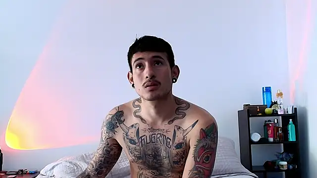 Snapshot of anika_lowen02 chatting on December 9, 2024, 5:30 pm anika lowen02 online show from December 9, 2024, 5:30 pm