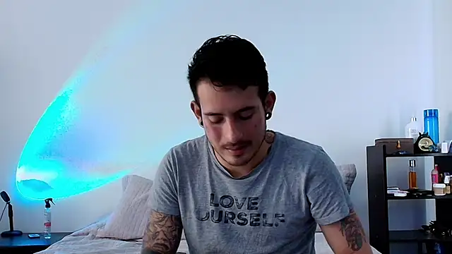 Snapshot of anika_lowen02 chatting on December 18, 2024, 9:08 pm anika lowen02 online show from December 18, 2024, 9:08 pm