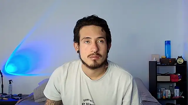 Snapshot of anika_lowen02 chatting on February 11, 2025, 3:29 pm anika lowen02 online show from February 11, 2025, 3:29 pm