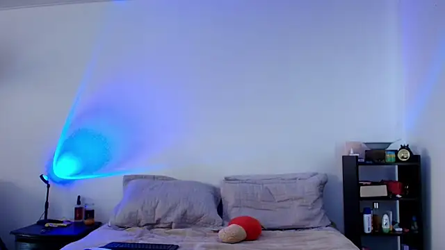 Snapshot of anika_lowen02 chatting on February 25, 2025, 8:30 pm anika lowen02 online show from February 25, 2025, 8:30 pm