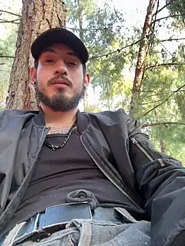 Snapshot of anika_lowen02 chatting on November 18, 2025, 9:41 pm anika lowen02 online show from November 18, 2025, 9:41 pm