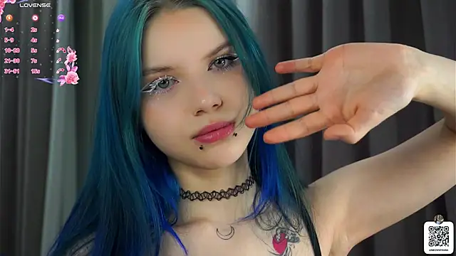 EvelyynLopez online show from March 14, 2025, 7:26 am