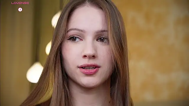 hecola online show from December 4, 2025, 12:36 pm