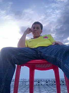 Snapshot of Tony_Hoffa chatting on January 8, 2025, 11:09 pm Tony Hoffa online show from January 8, 2025, 11:09 pm