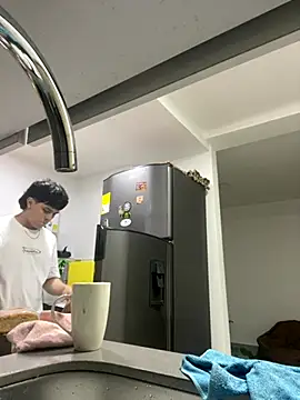 Snapshot of Tony_Hoffa chatting on October 14, 2025, 11:27 pm Tony Hoffa online show from October 14, 2025, 11:27 pm