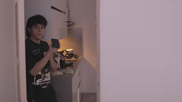 Snapshot of Tony_Hoffa chatting on November 5, 2025, 8:42 pm Tony Hoffa online show from November 5, 2025, 8:42 pm