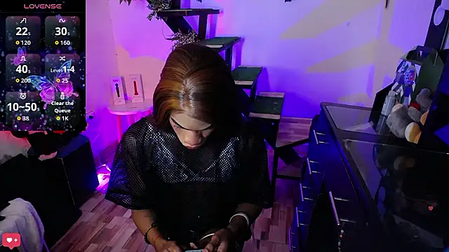 Kendall Gil online show from March 15, 2026, 6:47 pm