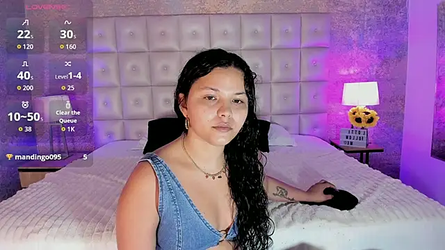 LottiCarter online show from September 23, 2025, 11:46 am