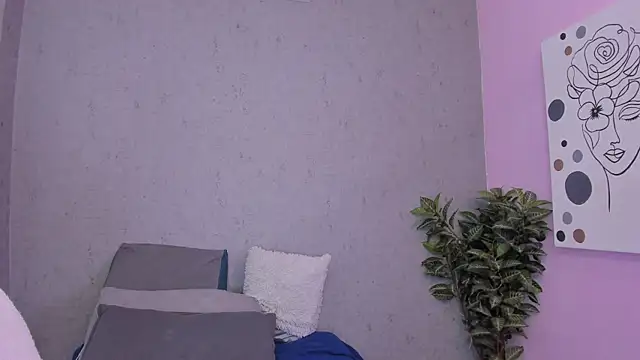Snapshot of Tiffany_mendez chatting on May 9, 2026, 12:10 pm Tiffany mendez online show from May 9, 2026, 12:10 pm