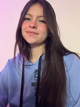 LucyEvans  online show from November 11, 2025, 4:34 am