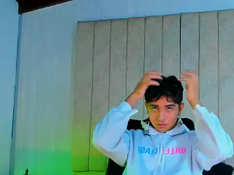 Muichiro tokito1 online show from January 22, 2025, 3:31 am