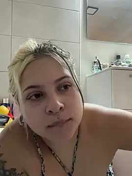 Snapshot of sammymoon chatting on January 16, 2025, 1:58 pm sammymoon online show from January 16, 2025, 1:58 pm