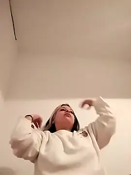 Snapshot of sammymoon chatting on February 2, 2025, 12:02 pm sammymoon online show from February 2, 2025, 12:02 pm