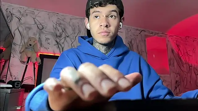 Saturno v online show from January 29, 2025, 2:21 pm