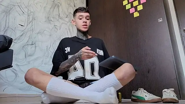 Saturno v online show from February 13, 2026, 1:07 pm