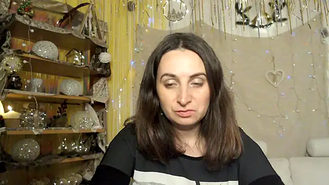 AskMeStandUp online show from February 10, 2026, 11:09 pm