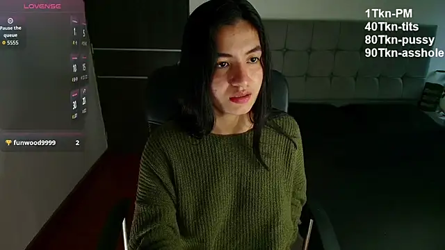 ChloeSanchezx online show from September 26, 2025, 8:46 pm