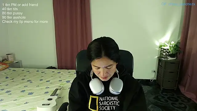 ChloeSanchezx online show from March 23, 2026, 1:20 am