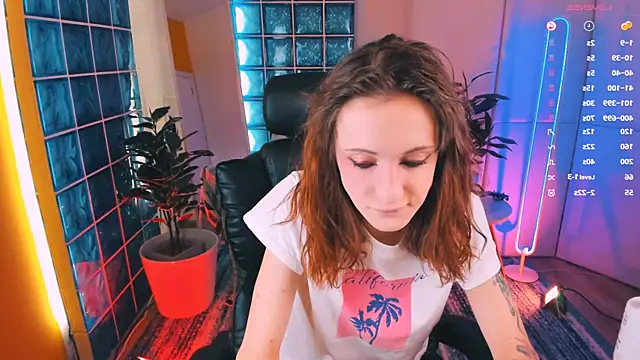 Dearly kitty online show from February 2, 2025, 1:52 pm