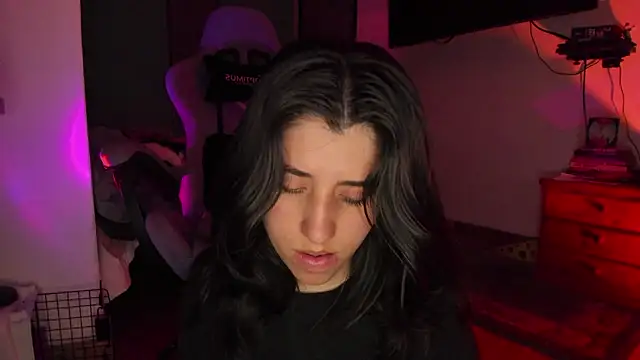 Bunnyy095 online show from February 17, 2026, 3:58 am