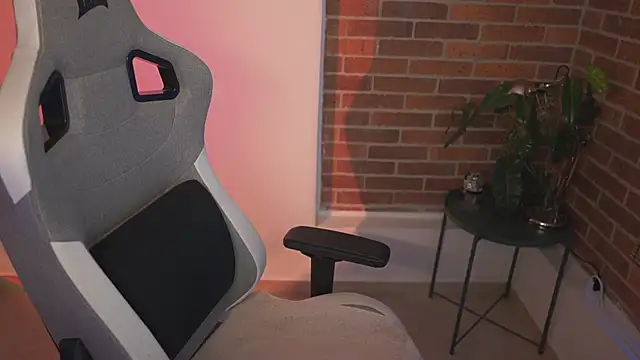 anyacutex online show from March 1, 2025, 10:21 pm