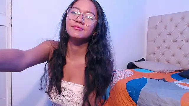 Snapshot of isabella_jazz chatting on December 4, 2024, 11:35 pm isabella jazz online show from December 4, 2024, 11:35 pm