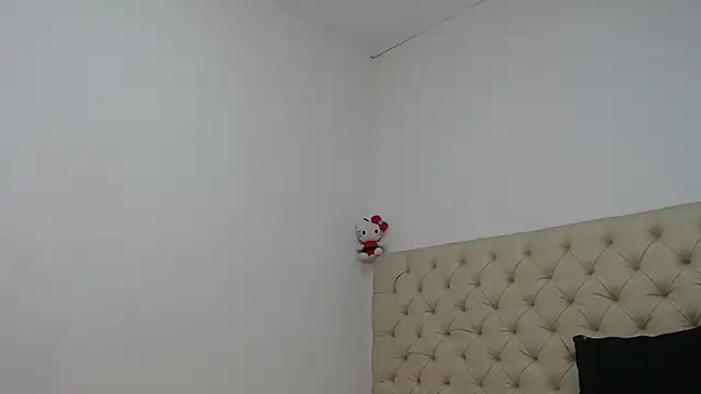 Snapshot of isabella_jazz chatting on February 17, 2025, 9:30 pm isabella jazz online show from February 17, 2025, 9:30 pm