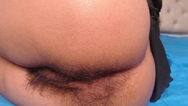 isabella jazz online show from December 21, 2025, 7:32 pm