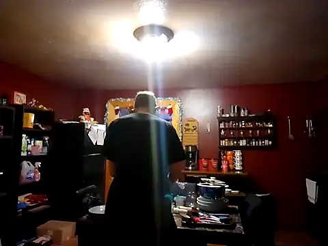 Snapshot of MysteriousFire23 chatting on December 14, 2024, 10:50 pm MysteriousFire23 online show from December 14, 2024, 10:50 pm