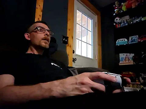 Snapshot of MysteriousFire23 chatting on February 15, 2025, 10:21 pm MysteriousFire23 online show from February 15, 2025, 10:21 pm