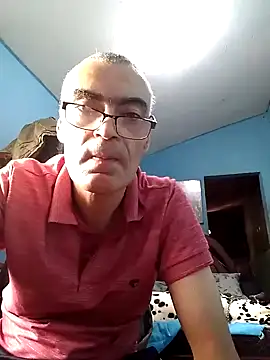 Snapshot of hugosafado333 chatting on March 2, 2025, 4:32 pm hugosafado333 online show from March 2, 2025, 4:32 pm