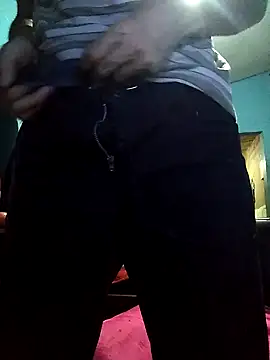 Snapshot of hugosafado333 chatting on September 24, 2025, 3:32 am hugosafado333 online show from September 24, 2025, 3:32 am