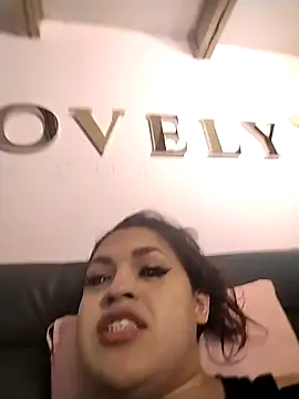 kimCosseyy online show from January 17, 2026, 12:59 am