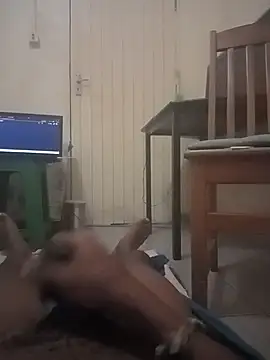 izinjamfee2 online show from February 25, 2026, 9:02 pm