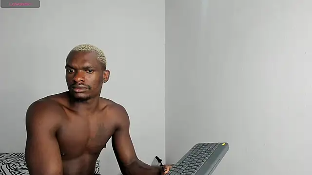 edwin mosquera1 online show from November 20, 2025, 9:47 pm