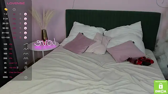TiffanyWills online show from December 13, 2024, 9:24 am