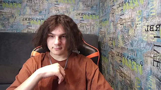 Snapshot of sweet_lucifer666 chatting on December 21, 2024, 6:23 pm sweet lucifer666 online show from December 21, 2024, 6:23 pm