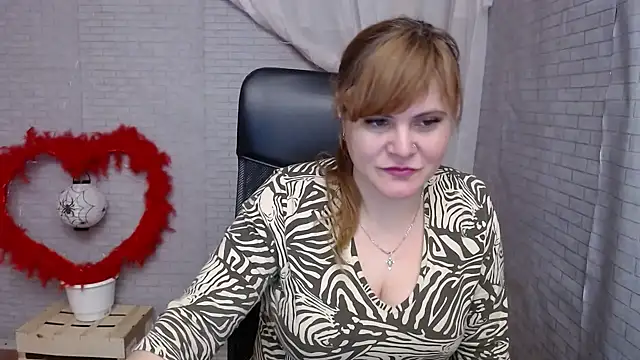 Snapshot of DaniellaKiss chatting on January 28, 2025, 6:07 pm DaniellaKiss online show from January 28, 2025, 6:07 pm