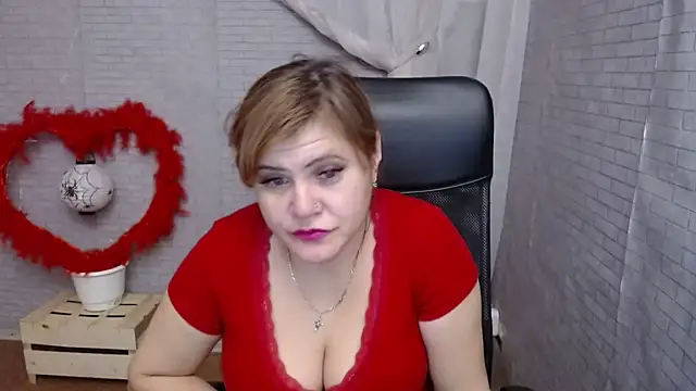 Snapshot of DaniellaKiss chatting on February 6, 2025, 8:45 pm DaniellaKiss online show from February 6, 2025, 8:45 pm