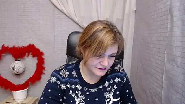 Snapshot of DaniellaKiss chatting on February 7, 2025, 7:38 pm DaniellaKiss online show from February 7, 2025, 7:38 pm