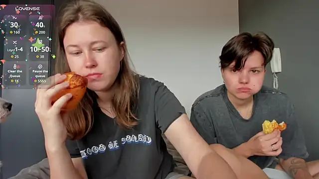 jessica tenderly online show from October 3, 2025, 3:42 pm