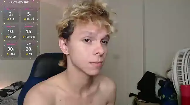 bryamado69 online show from December 11, 2024, 6:47 am