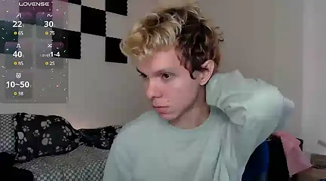 bryamado69 online show from December 15, 2024, 12:38 pm