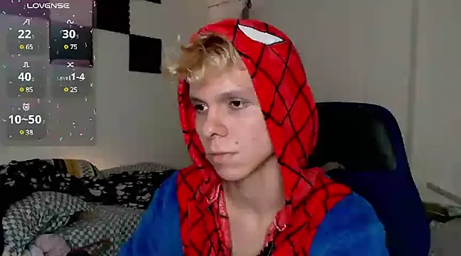 bryamado69 online show from December 16, 2024, 9:57 am