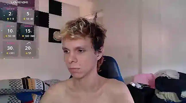 bryamado69 online show from December 16, 2024, 7:54 pm
