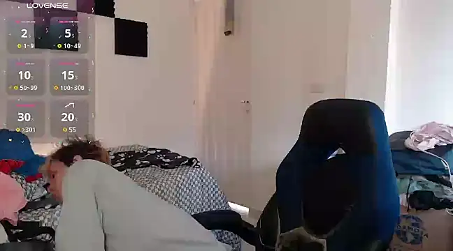 bryamado69 online show from December 18, 2024, 12:07 pm