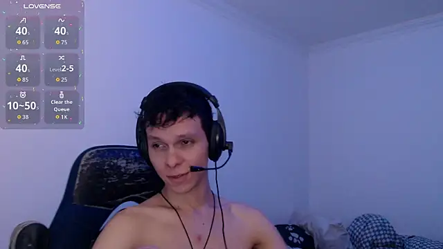 bryamado69 online show from December 22, 2025, 12:07 am