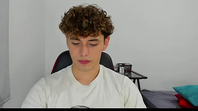 dani 2226 online show from December 4, 2024, 7:50 am