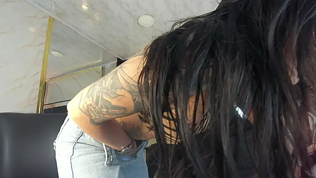 Princess Violett online show from September 24, 2025, 1:47 pm