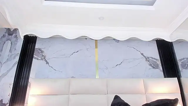 Snapshot of Princess_Violett chatting on January 19, 2026, 2:10 pm Princess Violett online show from January 19, 2026, 2:10 pm